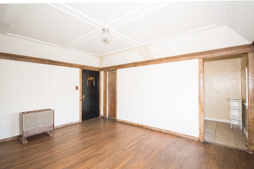 457 SW Washington - 4